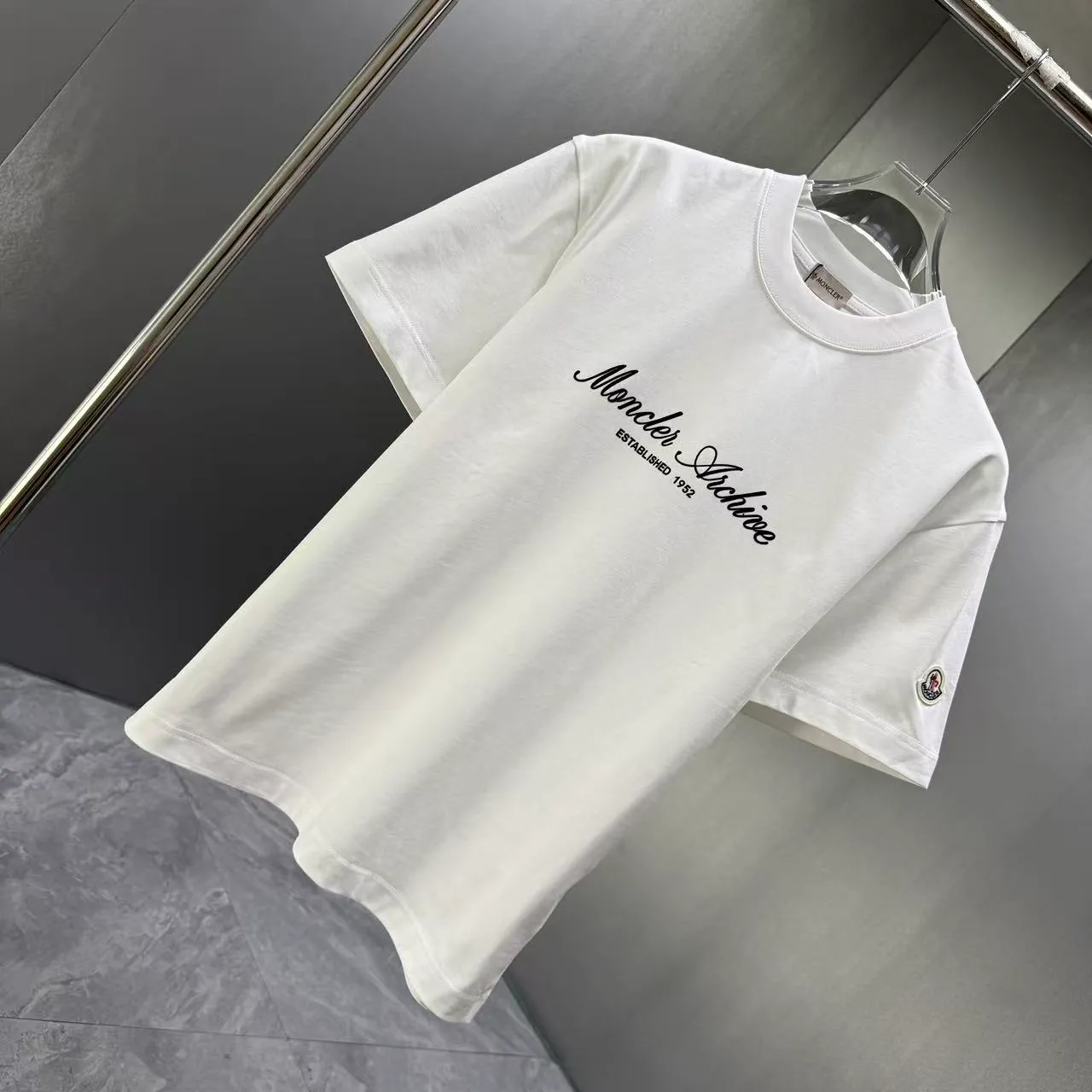 MONCL* * 2026 New Arrival T logo ：Black White Dark Blue Sizes：S M L XL XXL